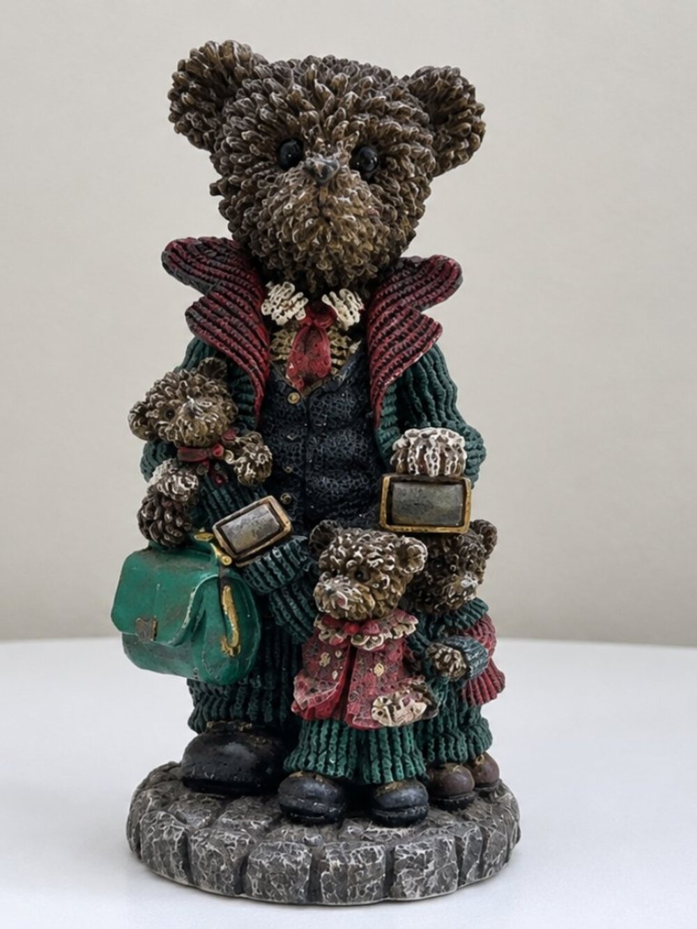 Vintage Teddy Bear Figurine Family Sculpture 🧸✨